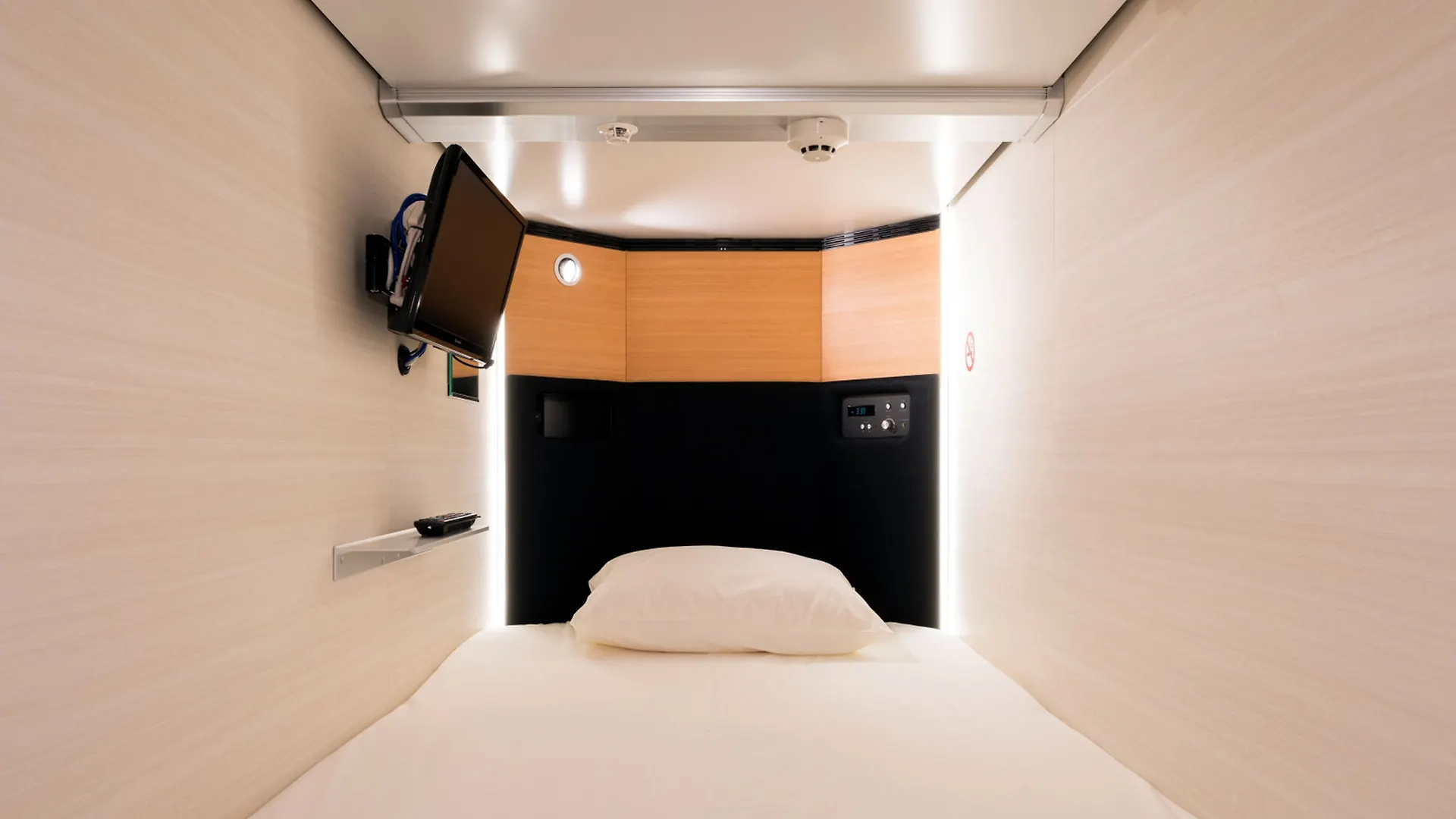Hotel A-Style Shinsaibashi Caters To Women Ōsaka Japan